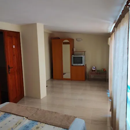Guest house Via Maris Sozopol