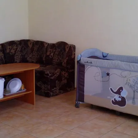 Guest house Via Maris 3*